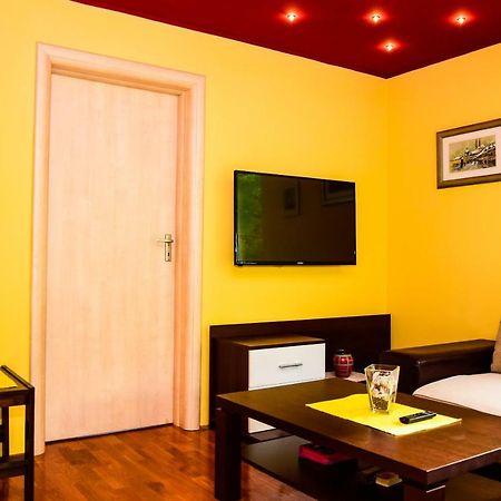 Apartman Gita ซาเกร็บ ภายนอก รูปภาพ