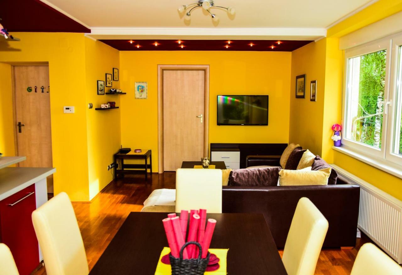 Apartman Gita ซาเกร็บ ภายนอก รูปภาพ