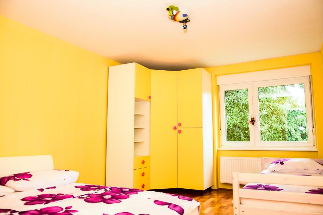 Apartman Gita ซาเกร็บ ภายนอก รูปภาพ